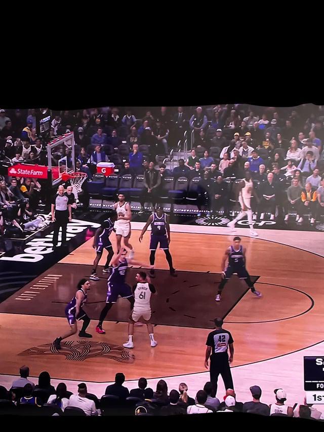 勇士板凳席7人合计4分，科尔赛后甩锅轮换